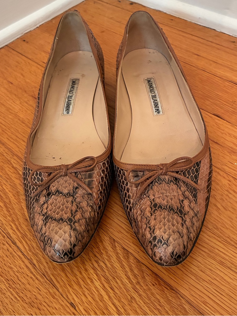 Manolo Blahnik Snake Flats
